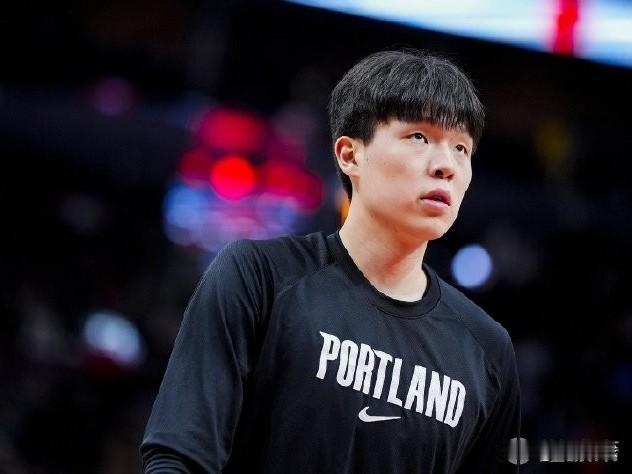 杨瀚森已连续4场常规赛未登场…在今天进行的NBA常规赛中，波特兰开拓者队在客场以