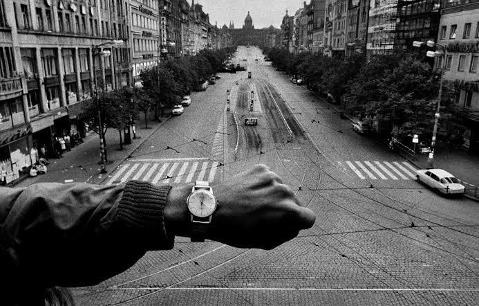 Josef Koudelka（1938-）马格南摄影师。   出生于捷克摩拉维亚