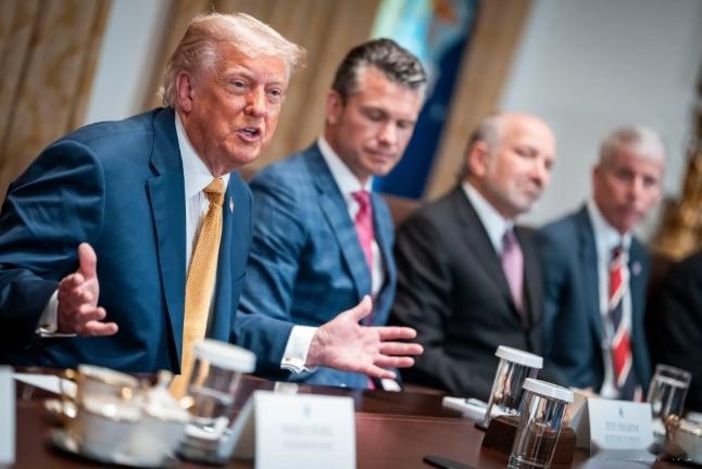 【美媒爆料：特朗普私下重点讨论的不是毒品，而是马杜罗的命运和石油】美国以扫毒为由