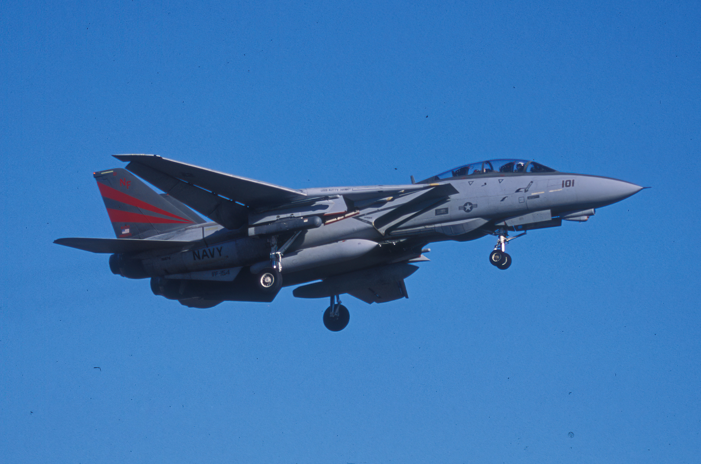 猫宁。VF- 154 "Black Knights"中队旗下F-14大猫 ​​​
