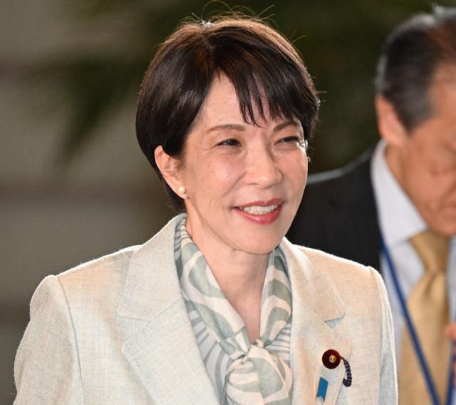 日本现在表现出对东南亚强烈的兴趣，不仅卖武器给菲律宾挑事，还向印度尼西亚出口驱逐