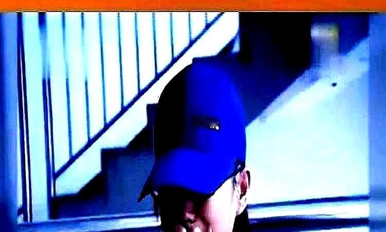 刚在网上看到个炸裂的情感瓜

有个女生8年里把男友8次求婚当耳旁风，结果人家转头