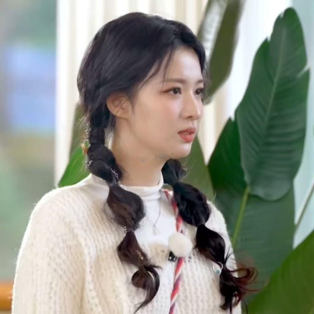 王楚然生气也温柔奔跑吧    王楚然连生气都是温柔挂的！表演愤怒版“哥”，结果听