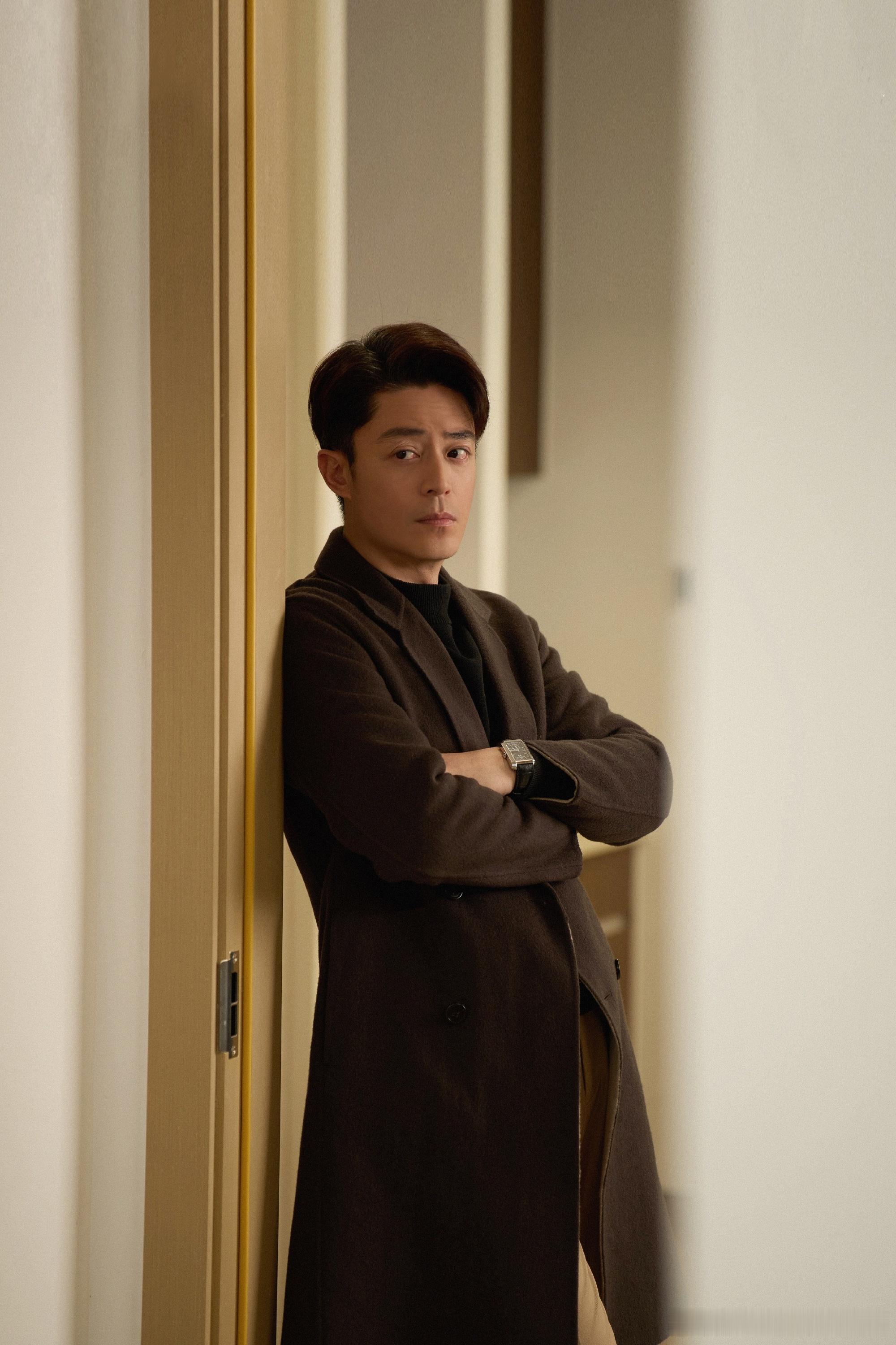 不是现偶，是都市轻喜剧，大龄单身男女的日常吧 的日常超级解压治愈