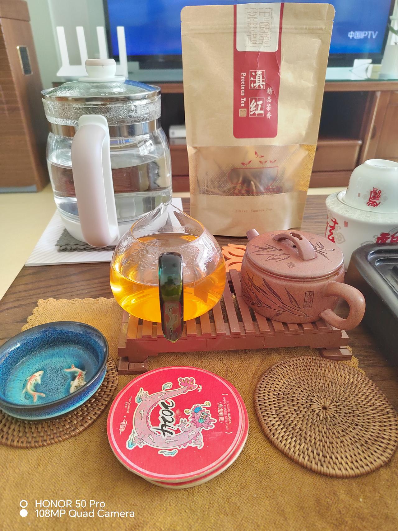 外孙女放寒假去外地玩了，难得有这么几天悠闲的时间，每天能有两三个小时的时间坐下来