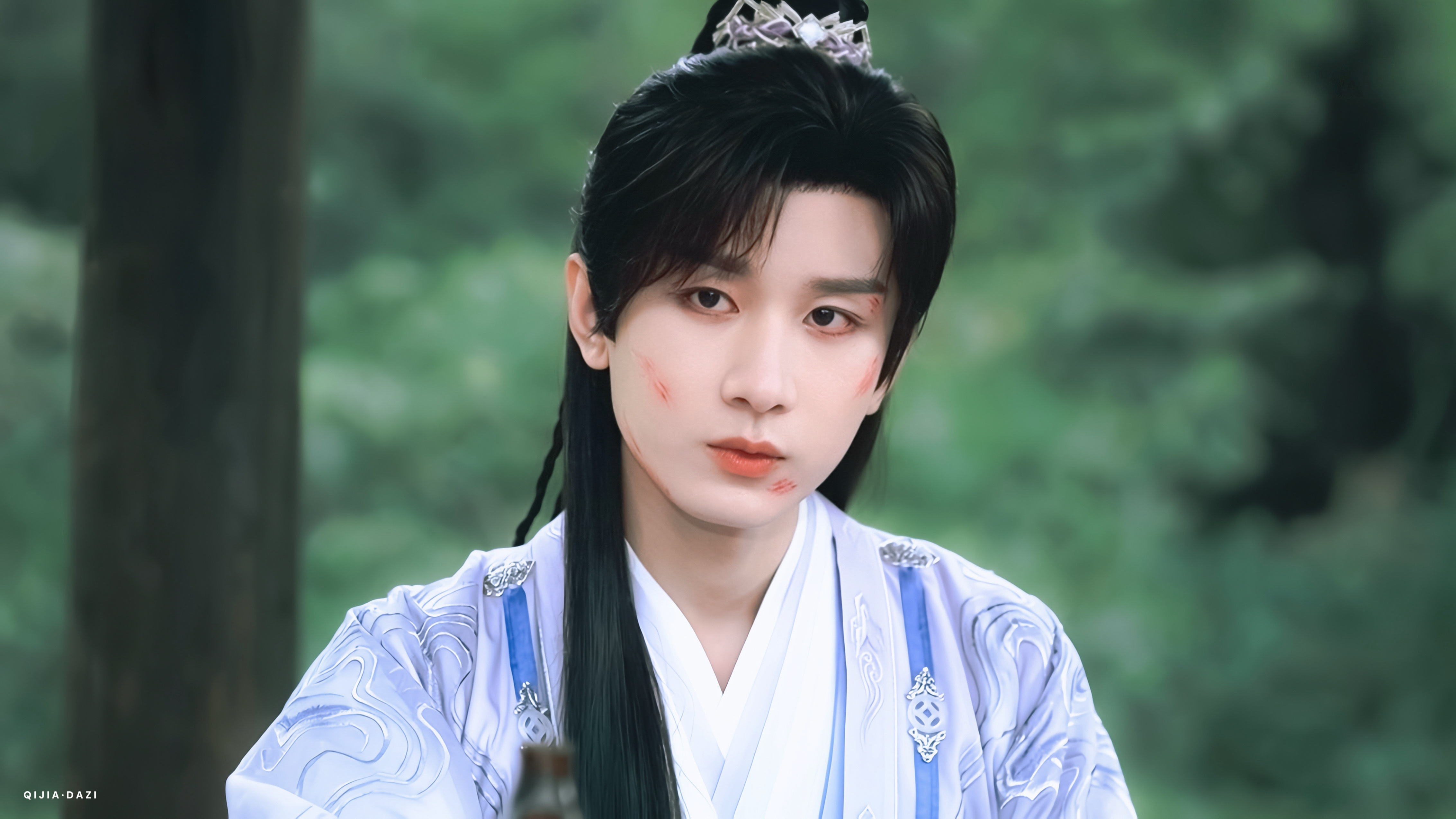 小可怜成毅