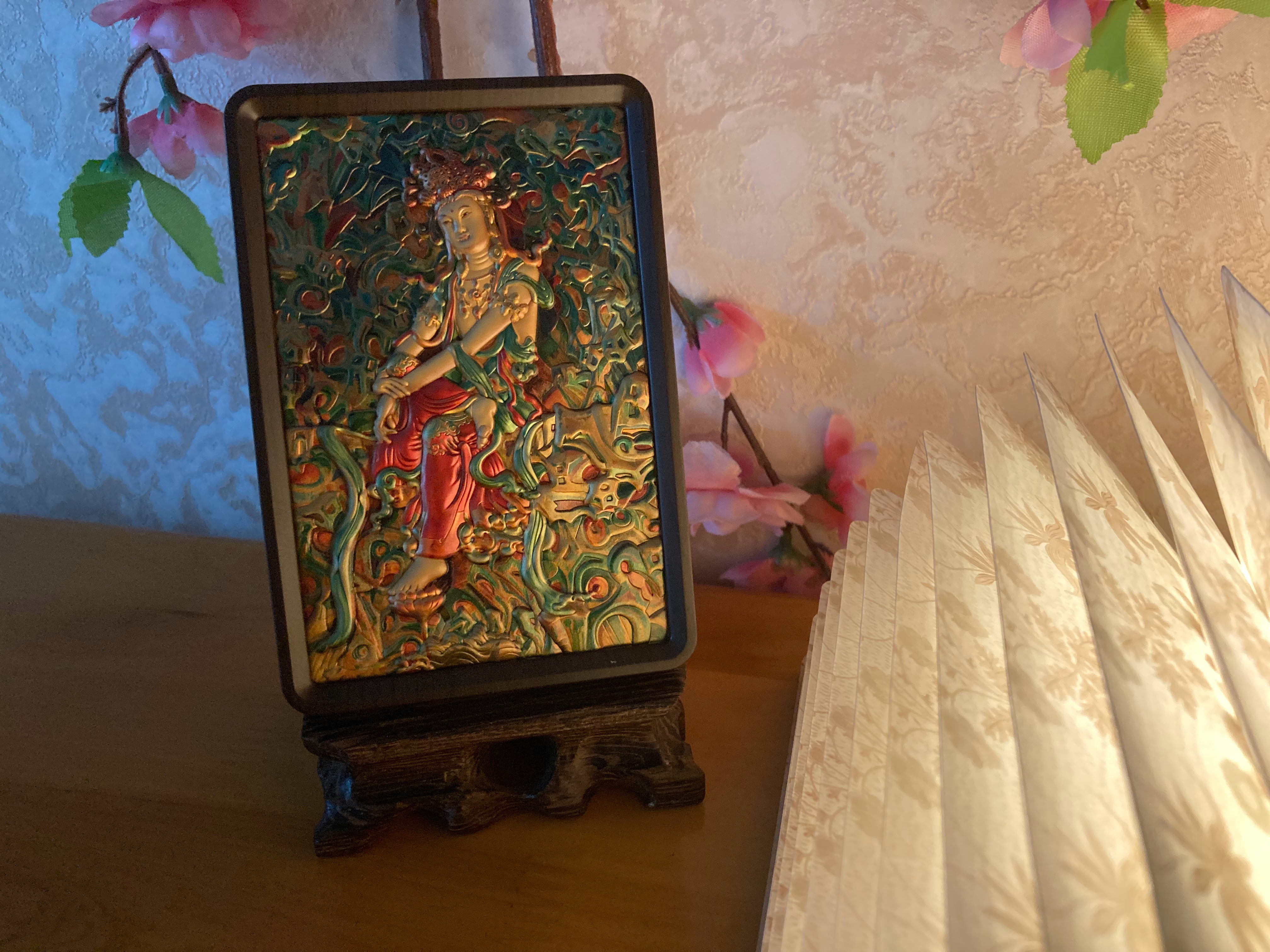 嘻嘻，之前在正定的文创店看上的，可以当冰箱贴也可以桌摆，当地卖200多，有点小贵