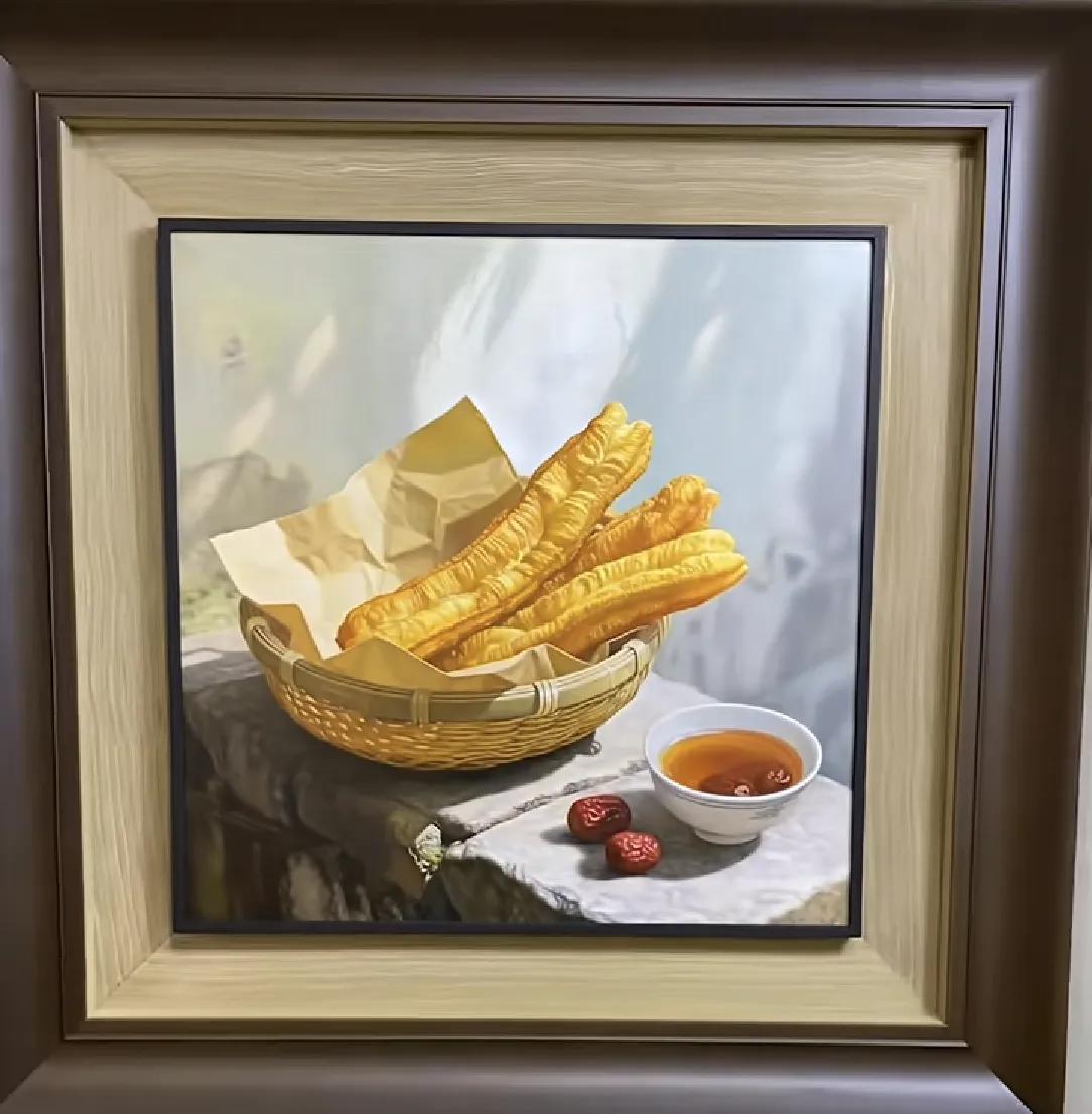三个月只画了三根油条
起初我真以为这篮子里放着的是几根油条，旁边还有一碗茶水和两