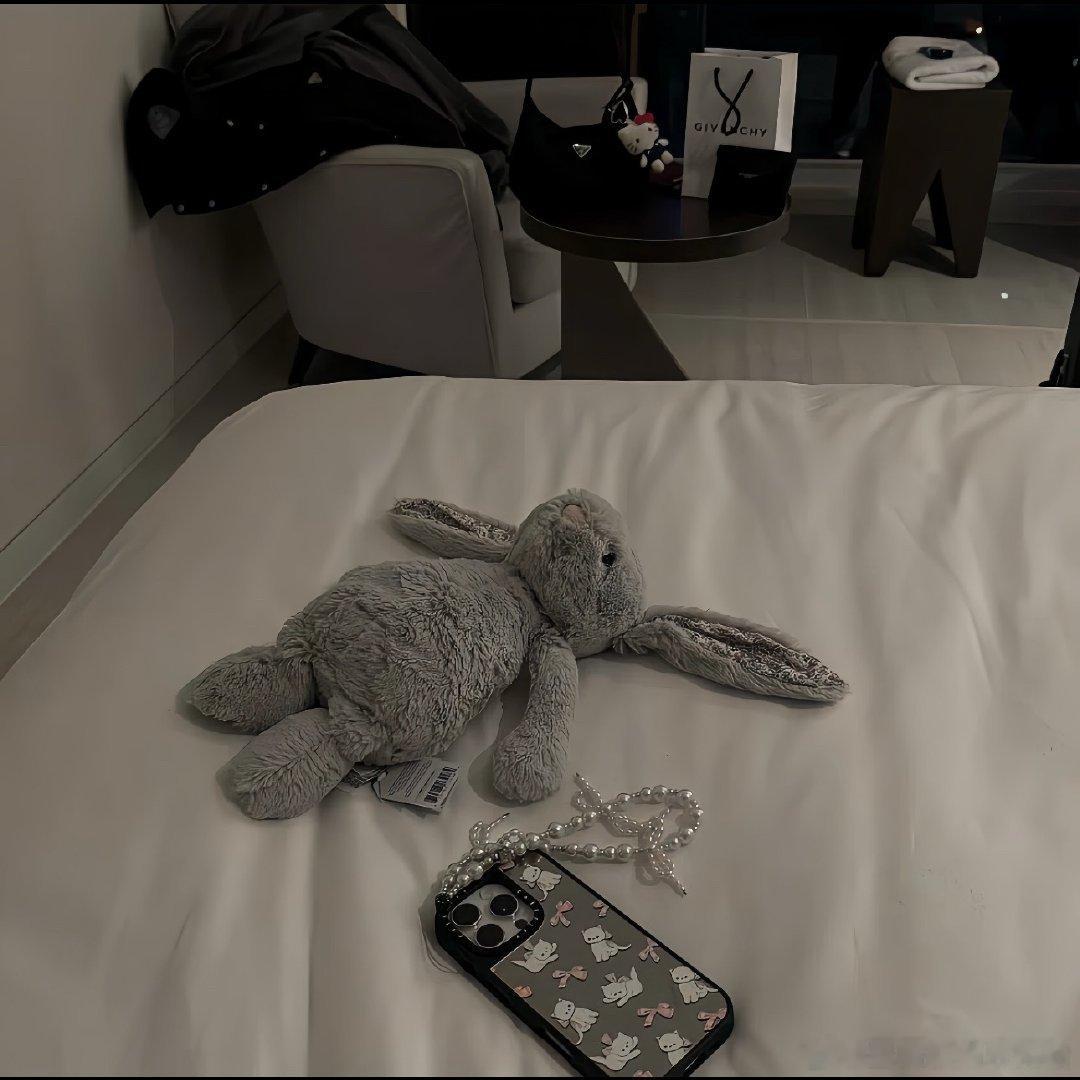 冬季氛围感女头 | 韩系ins风女头 | 优质女头 | 高清无水印头像 | in