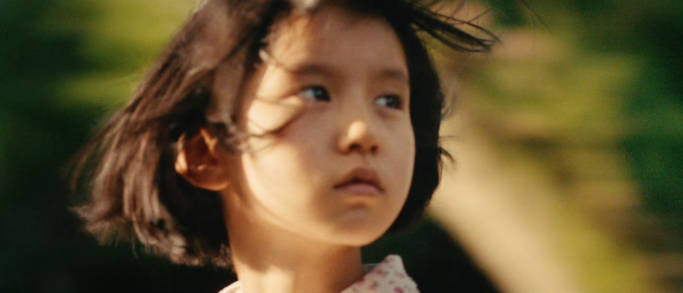 无名女孩入围戛纳电影节由邹静执导，李庚希、祖峰、沈佳妮主演的新片《无名女孩》入围