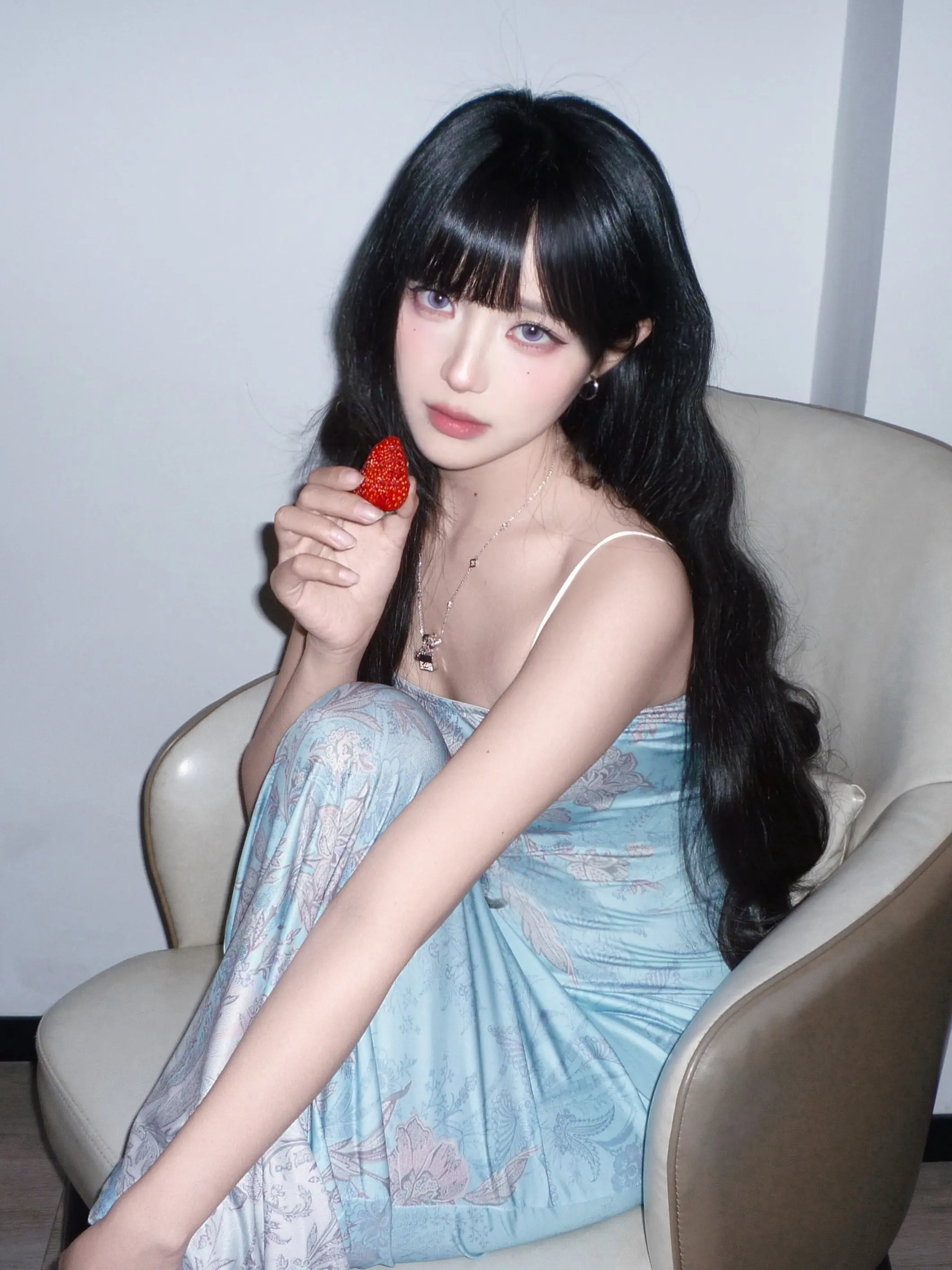 恨海情天到底是恨大于爱 还是爱大于恨 谜底就藏在谜面上 扪心自问 是天...