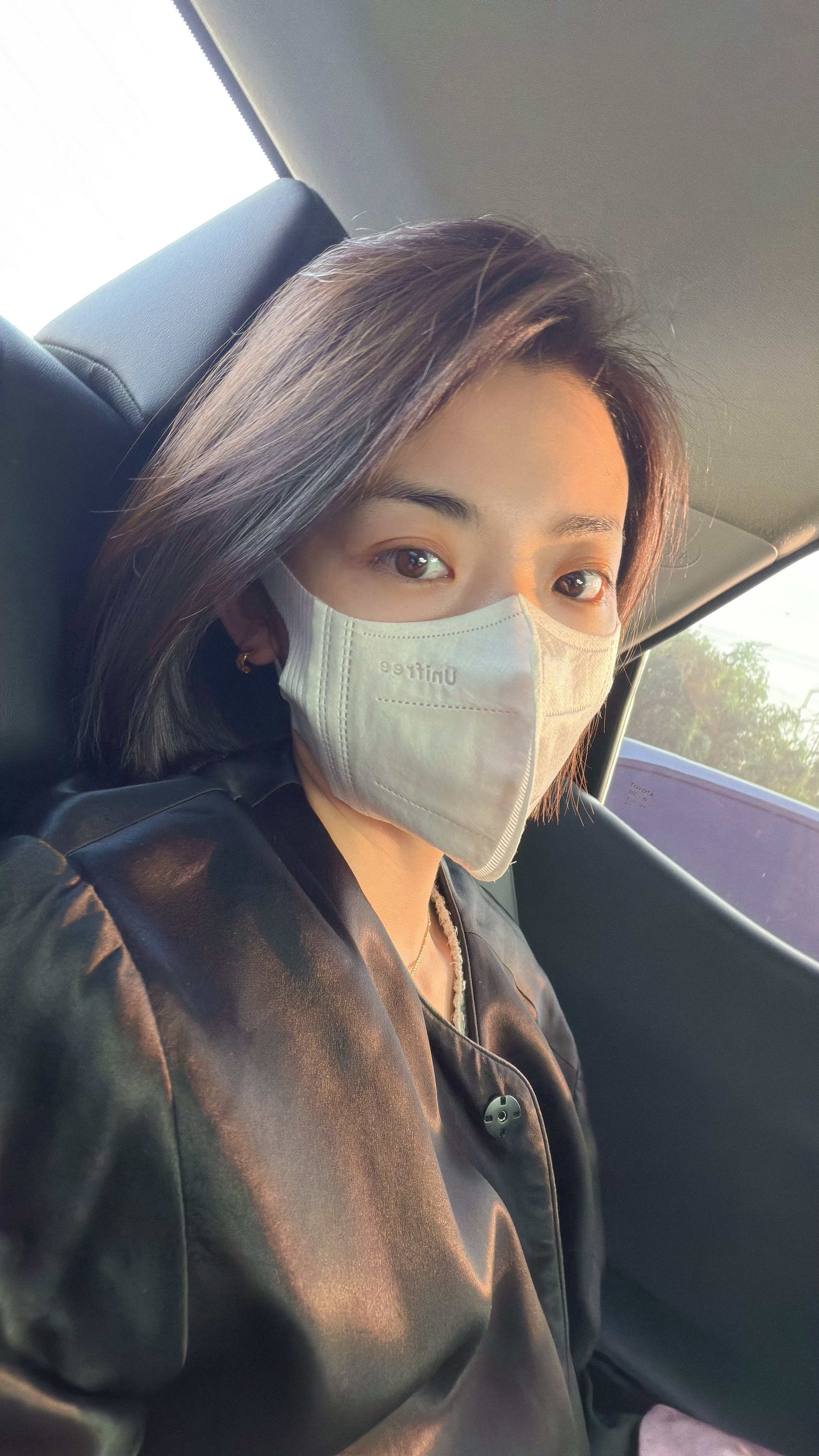 赶飞机去咯一会儿又是一个紧锣密鼓连跑带颠～你们有没有这样过越是第二天起早 睡眠越