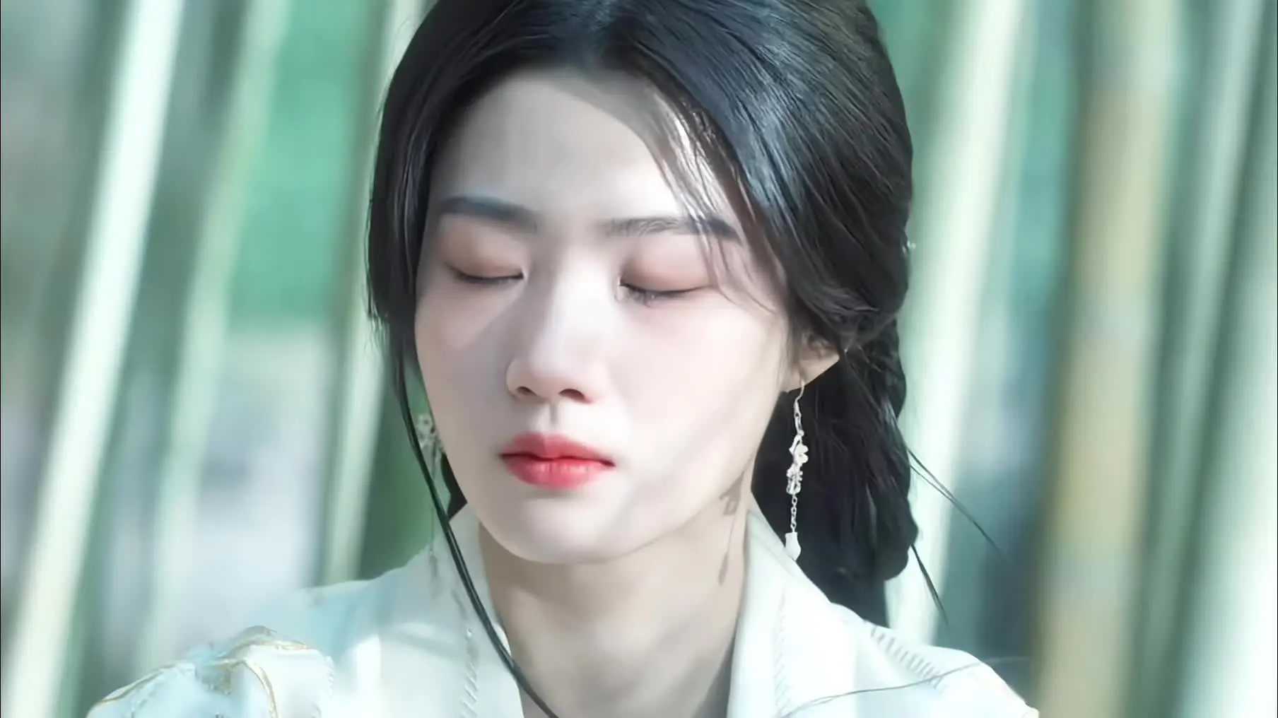 怎么会有人这么会流泪