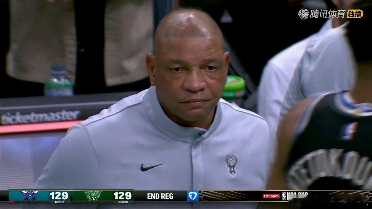 还在消耗！字母哥绝杀不中，黄蜂与雄鹿进入加时赛！ 