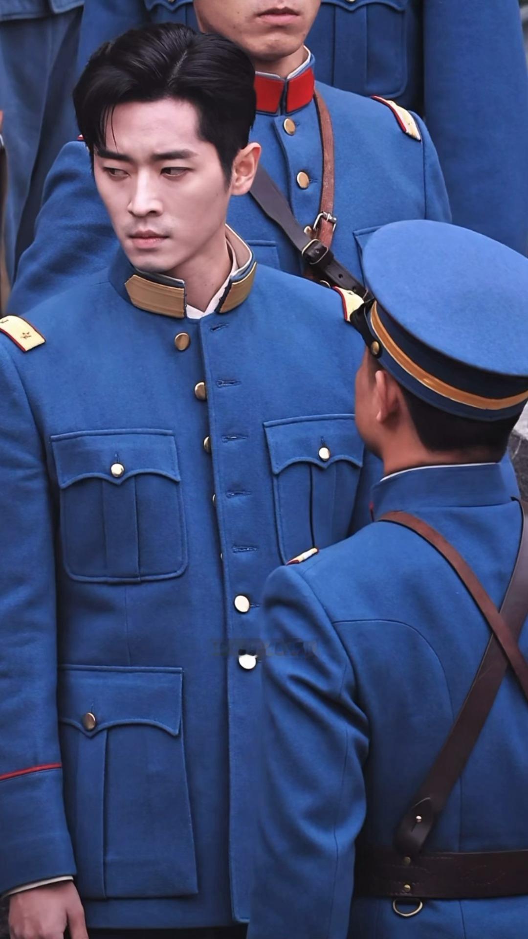 咱虞少被熬出胡渣魅力也是丝毫不减啊就这个破碎感爽