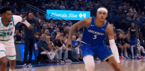 格威造犯规！！ 