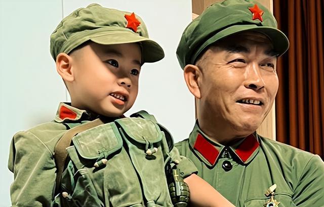再生人是真的吗？

最近，看了多个再生人之类的视频，有点恐惧了。

比如，一个8