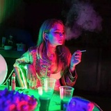 卷热玩社会