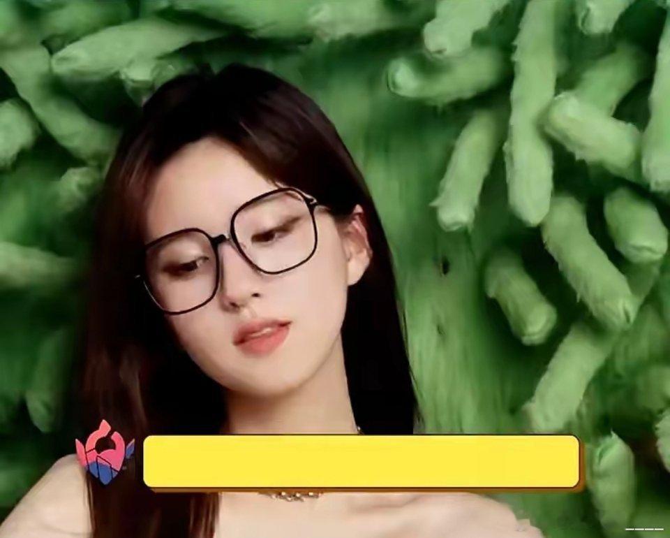 娱乐圈背后的故事：平台不待见赵露思原因​现在赵露思在圈内已经算是万人嫌的地步了，