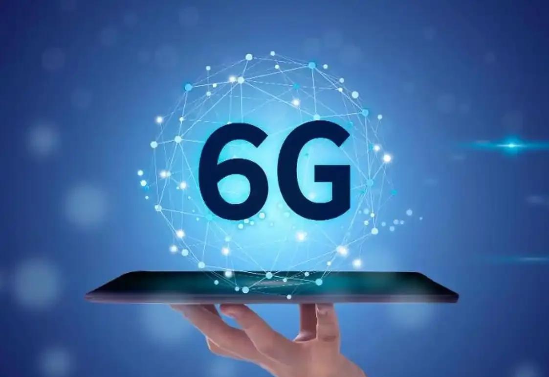 6G网要来了，感觉这科技发展得比坐火箭还快！想想当年从2G到3G，再到现在的5G