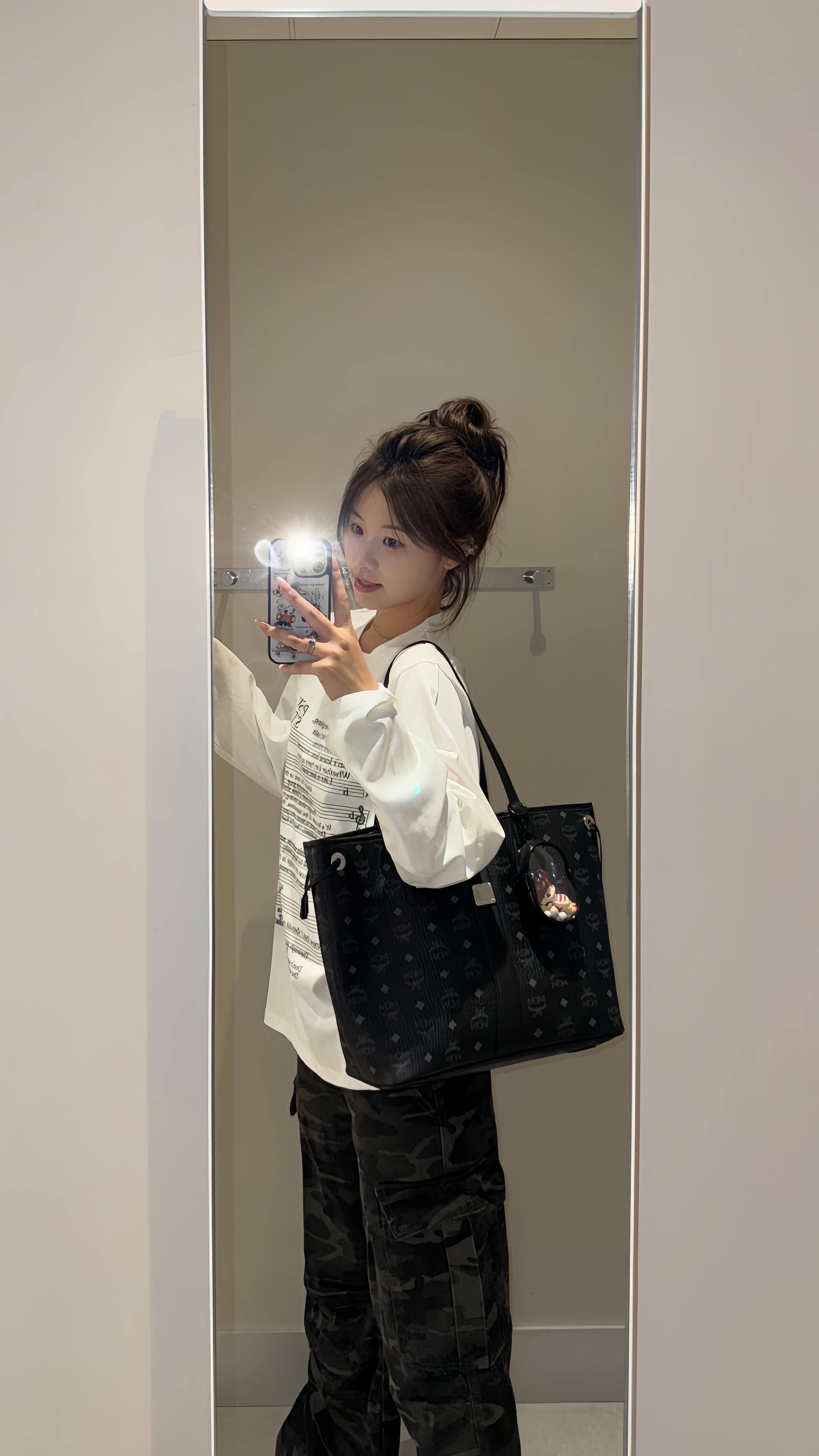 我永远对自己拥有绝对的自信和肯定