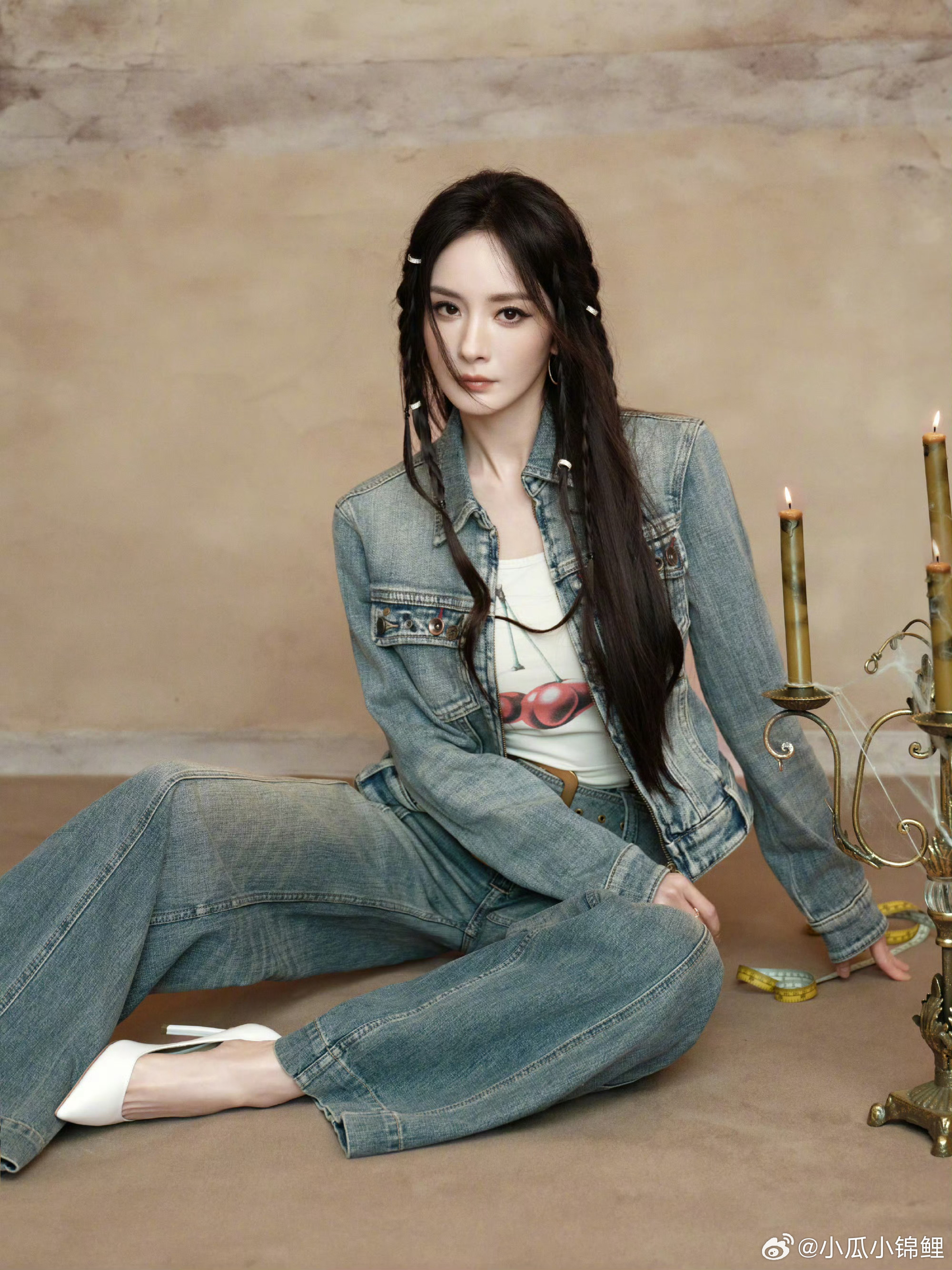 杨幂编发节日快乐杨幂好美等你 