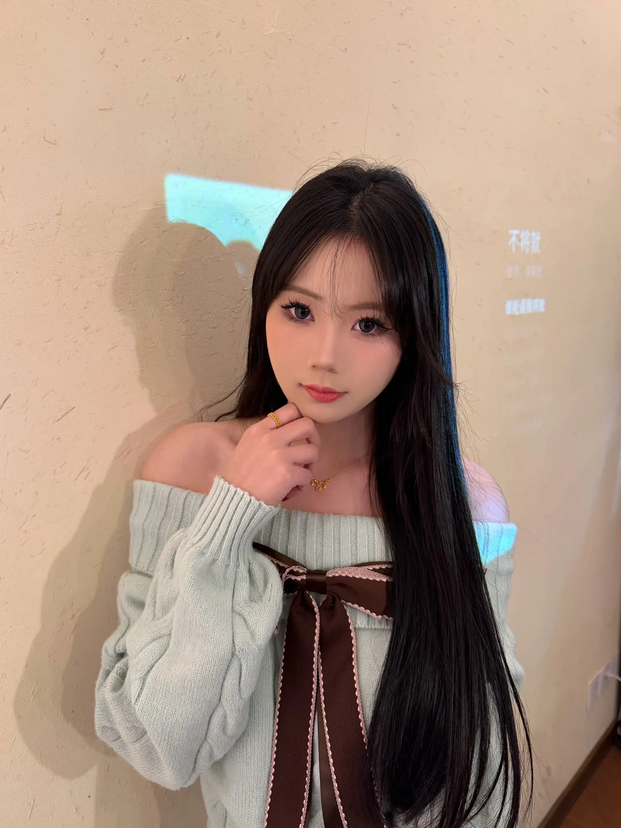 人和人还是淡淡的好就可以不在意离不离开