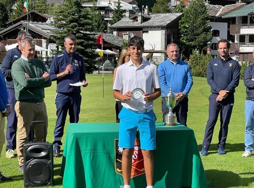 瑞士酒吧遇难者里确认了一位体育选手，16岁的意大利高尔夫选手埃马努埃莱-加莱皮尼