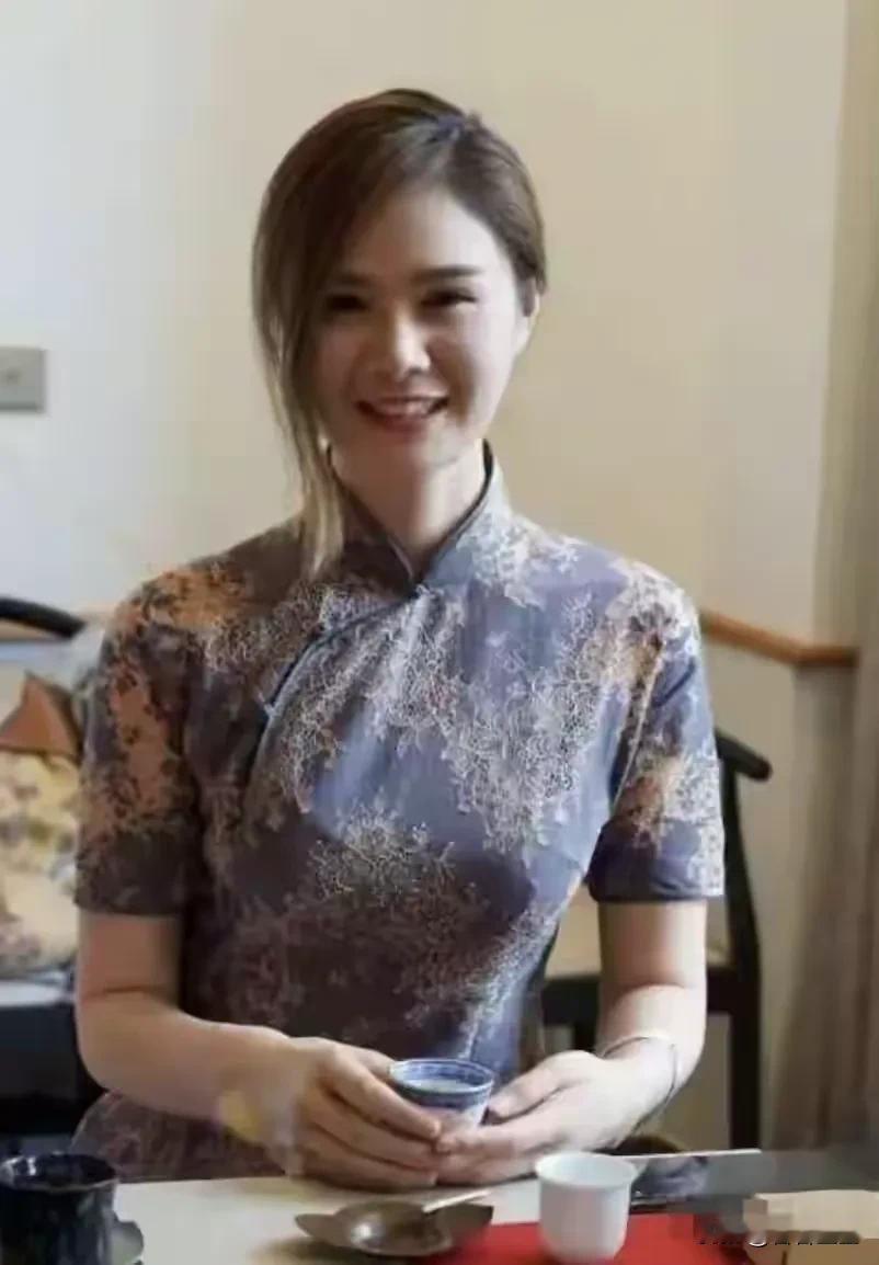 朱女士事件引爆全网！大批茶叶店要大洗牌：门口常年没人，却从不倒闭的猫腻藏不住了