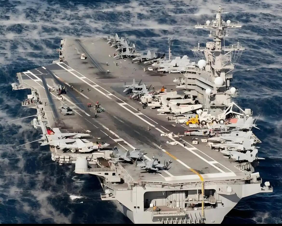 美国航母创造历史了
布什号航母要绕非洲整整一圈去阿拉伯海，真是离谱到家了。
据美