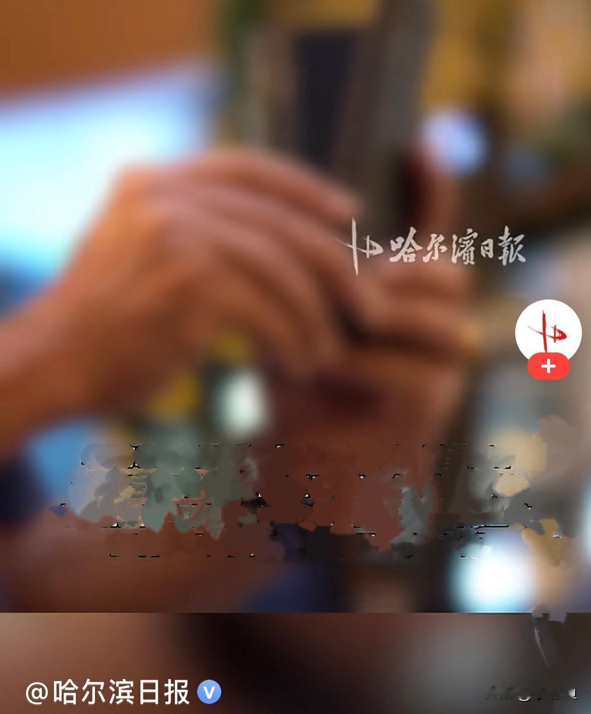 近日，山东临沂兰陵县小楠带着13岁的妹妹去游泳馆游泳，游完澡在淋浴间冲澡的时候，