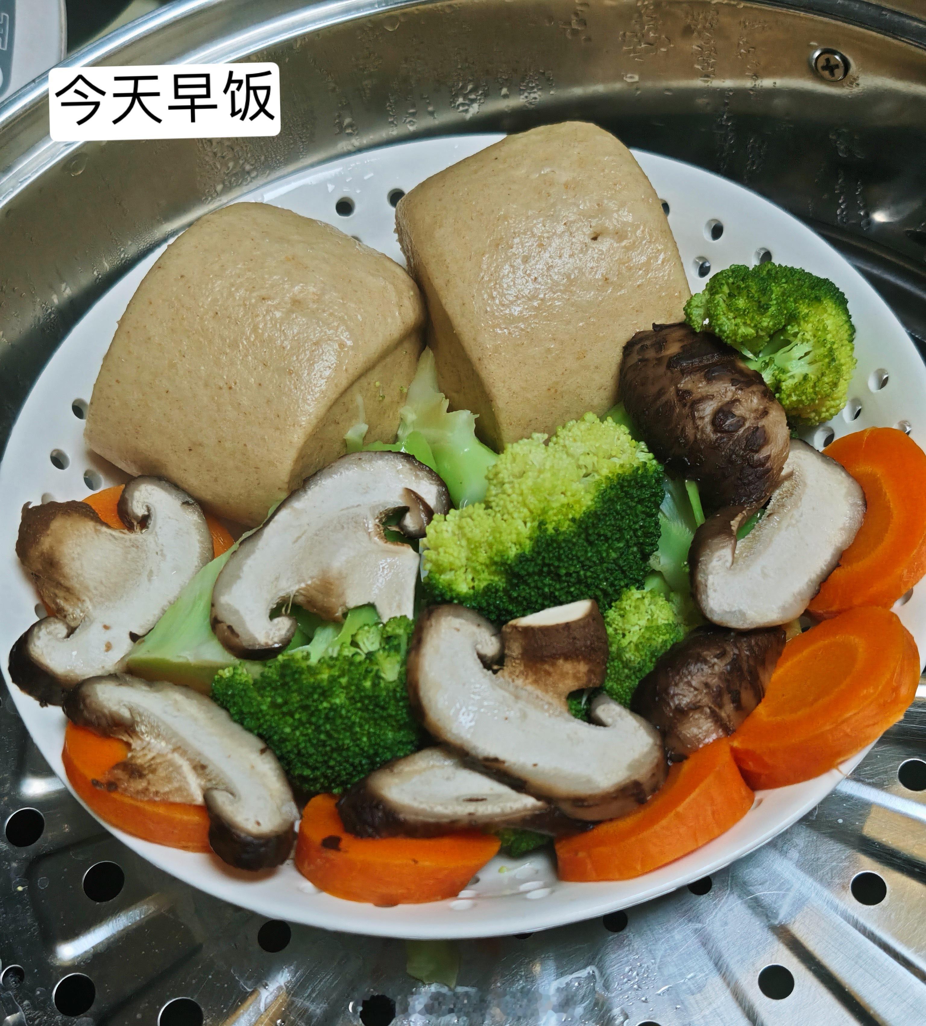 动物🐶的感知能力真是很强，昨晚半夜可可一直在闹，各种撒娇耍赖要出去，我以为是晚