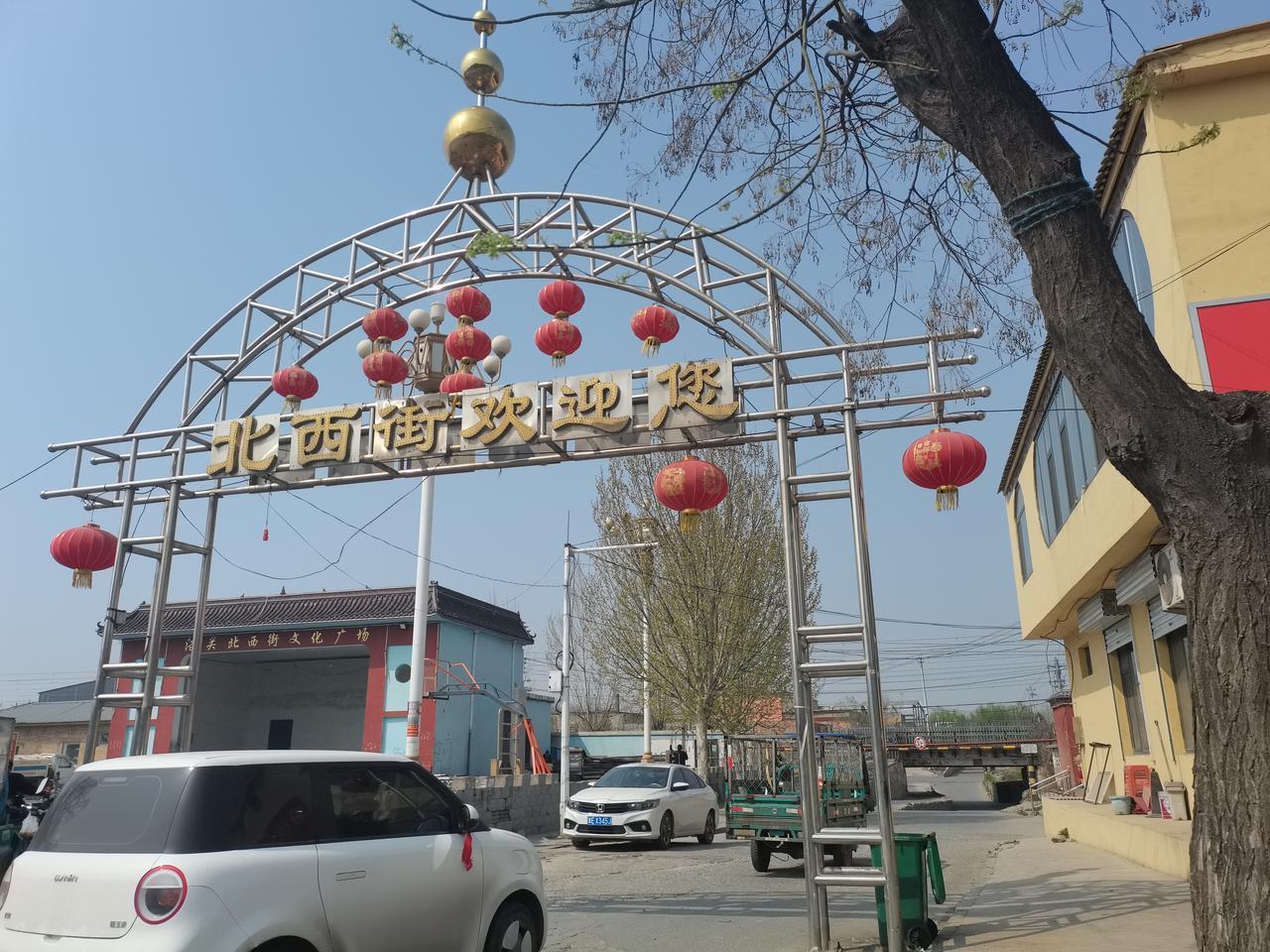 邯郸永年区
北西街街口
洺关北西街文化广场
对面
新建一座
三霞元君庙
属于村庙