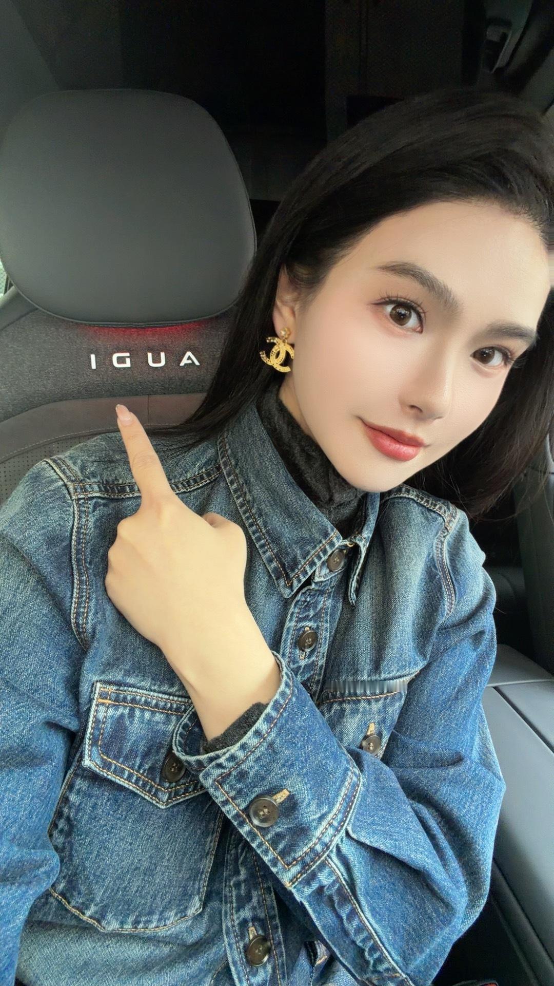 这一天可给我忙疯了！在合肥拍完了E5，补完了另一台车的修改素材而我现在已经到上海