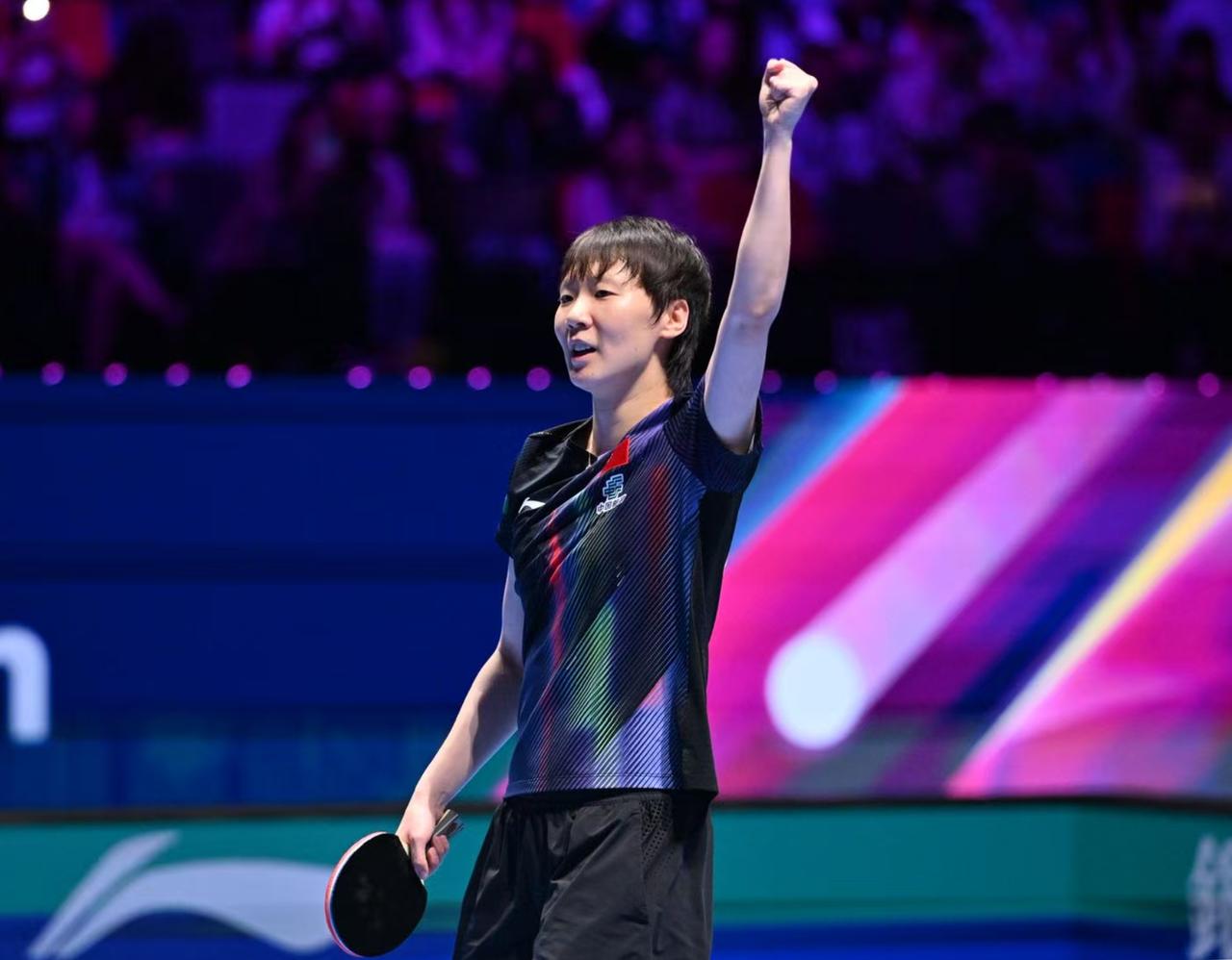 4-0，蒯曼/王曼昱完胜张本美和/早田希娜，夺女双冠军！
亚运会乒乓球女双决赛，