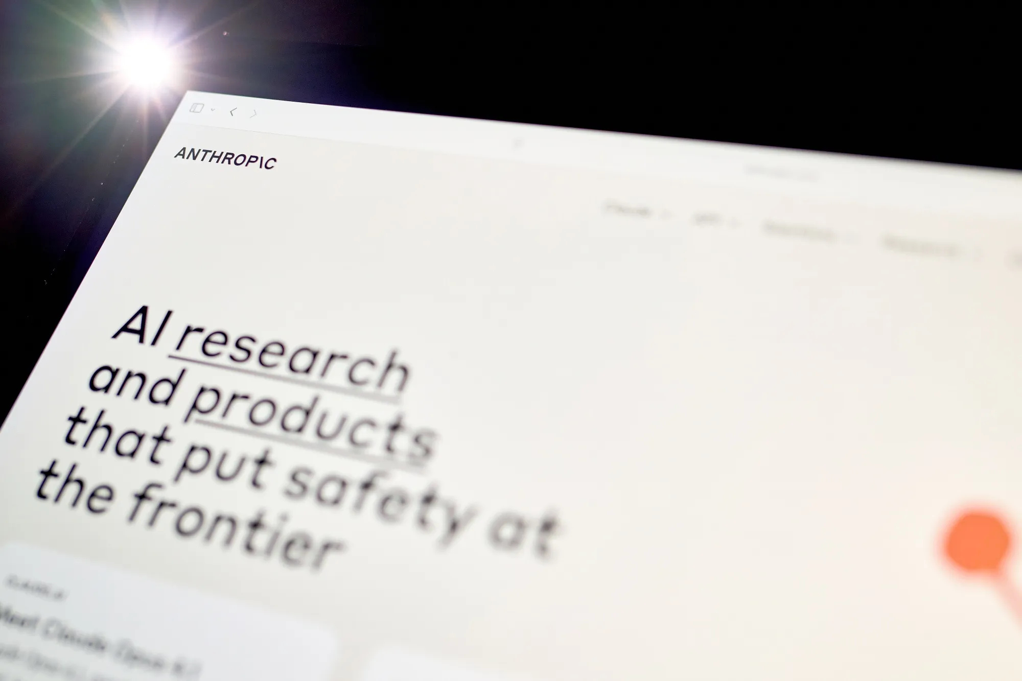 美军方即将切断与Anthropic合作，因使用限制引发供应链风险争议2月16日，