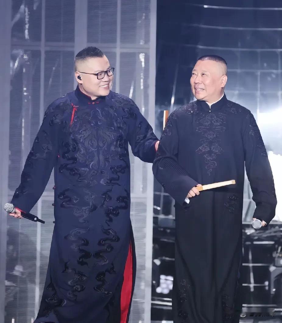 岳云鹏两场演唱会圆满结束了，买票去现场的观众都觉得非常开心。

虽然还有黑粉在攻