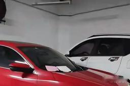 据悉，长沙闵先生的私家车位被一辆小车占了8天。车主拒绝道歉，还两次报警反咬一口。