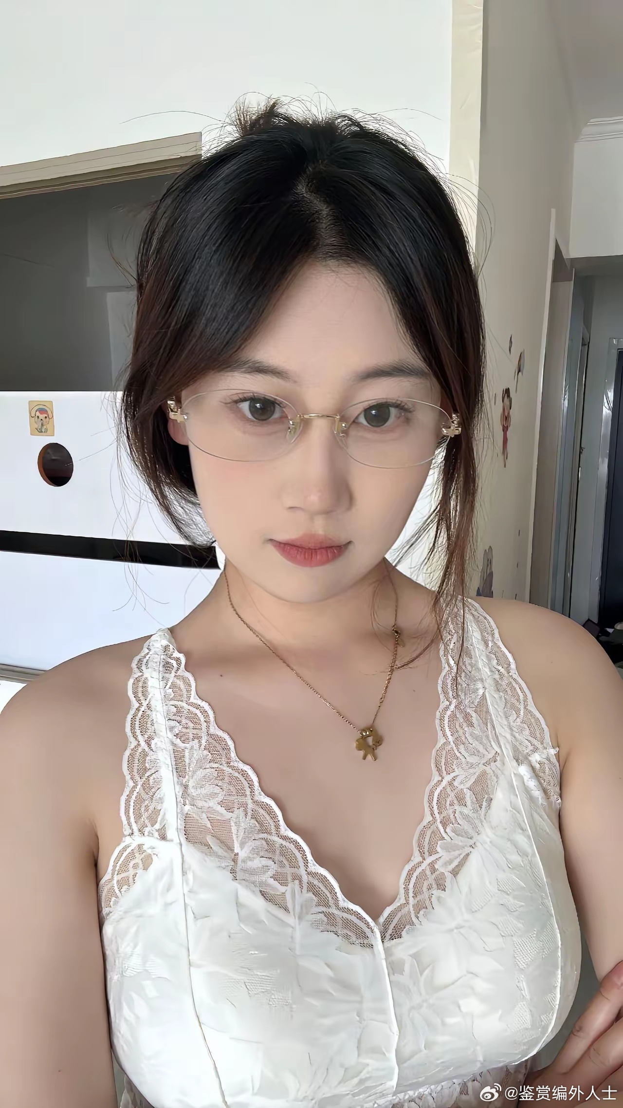 头像自拍日常分享