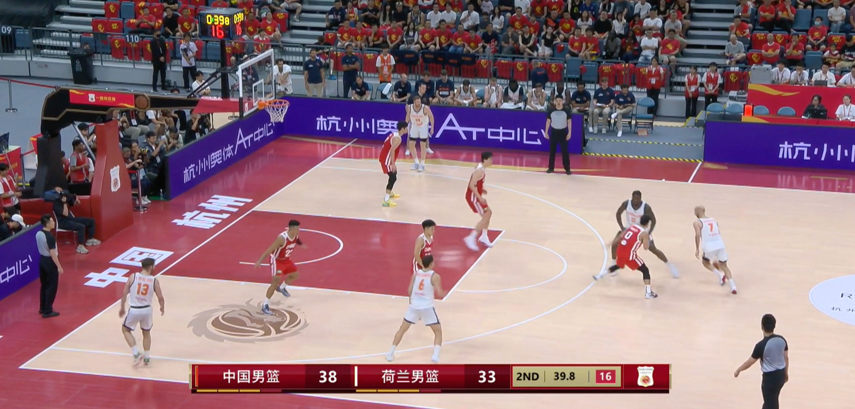 打G联赛和NBA还是有一些负面影响，以前面对对方弧顶针对杨瀚森至少还会抵抗一下，