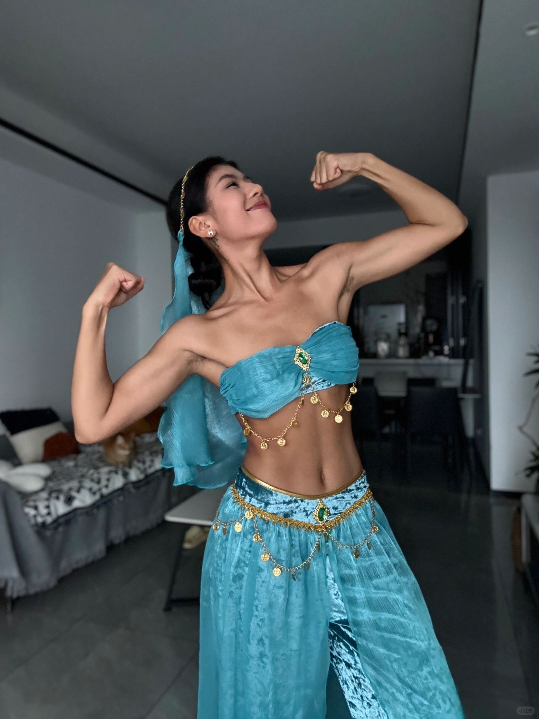 我很满足且不耻于我是个女人！！！live