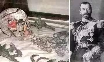 1958年，23岁的伊拉克国王费萨尔二世被处决，他的双脚被砍掉，衣服也被扒光，只