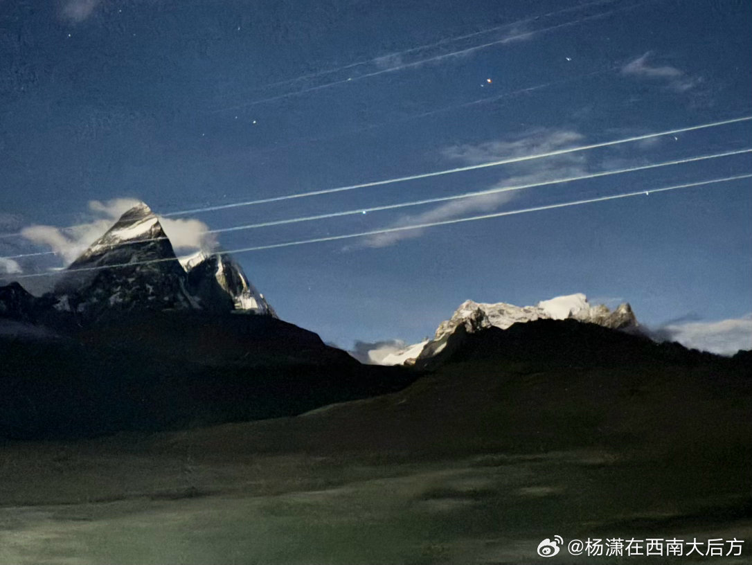 海拔4700的夜路。 