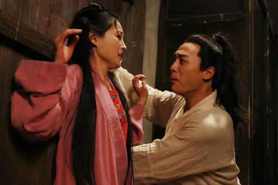 西门庆的家人为什么不找武松报仇？

说实话，如果西门庆真的是一个仗义疏财、恩泽深