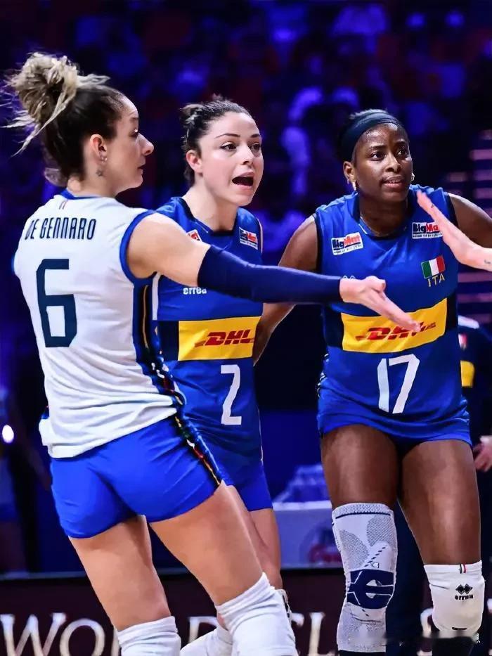 2024世界女排联赛最新🆕赛况:
6月15日
(日本福冈赛区)
意大利女排3-