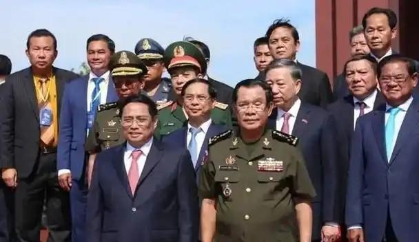 本以为泰军击毙一名柬军少将，帮佩通坦出了口恶气，结果一查才发现，柬埔寨竟然有超过