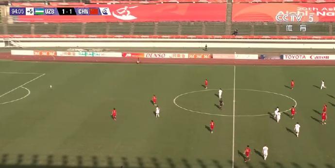 中国女足对乌兹别克全胜纪录终结  中国女足在亚运会第二场比赛中1比1逼平乌兹别克