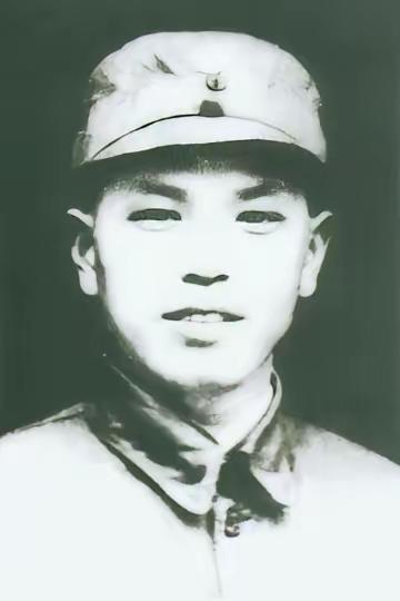 他是湘鄂赣最后的省委书记，领导三年艰苦游击战，与中央失联、孤军奋战，被外界长期误