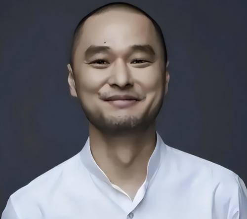 有一天，身价8亿的冯唐组了一个豪华饭局，只邀请了10个人，没承想竟然有6个人“放