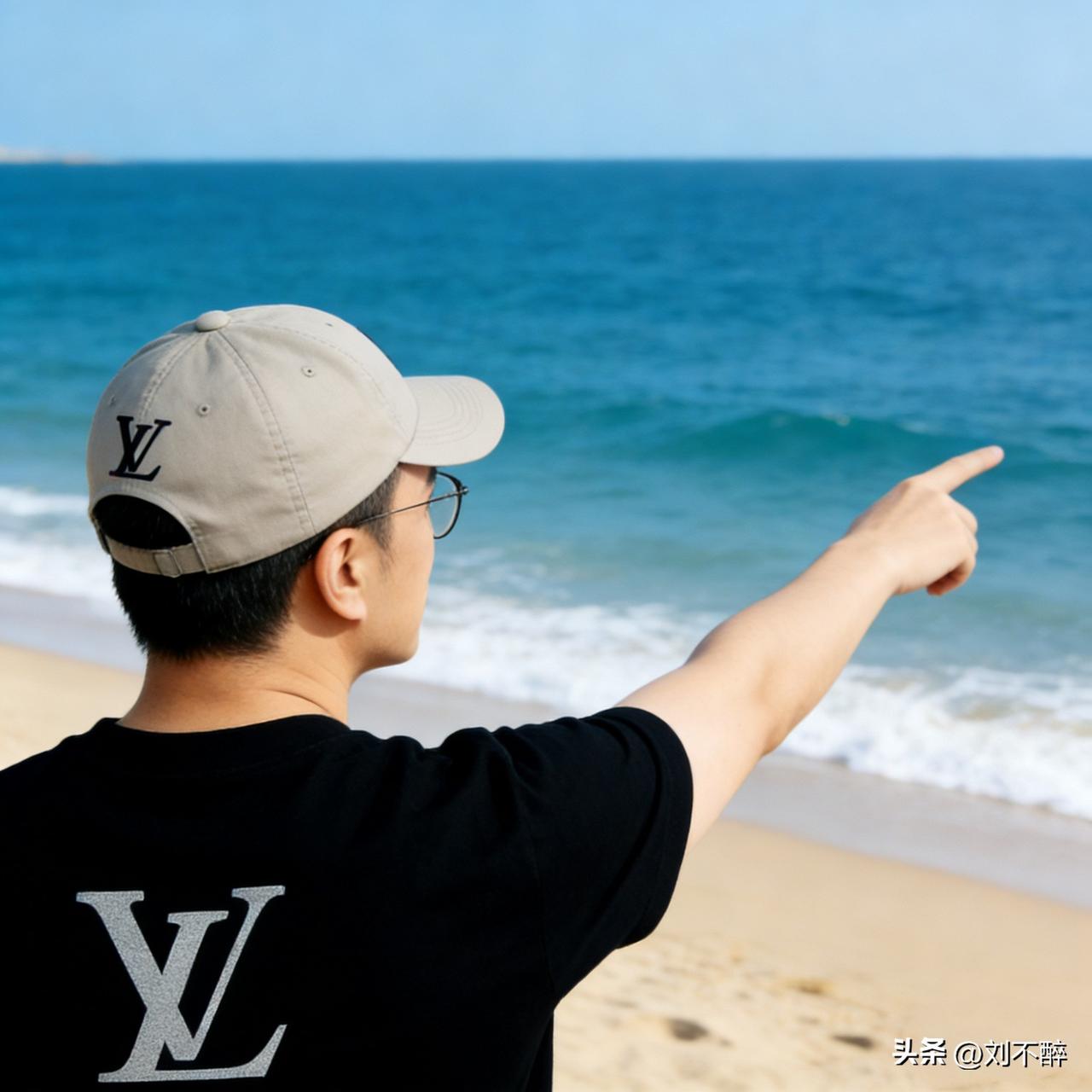 我是眼睛里容不点半点沙子的人！
凡是在头条上，晒“丫丫”的、晒“三角”的、晒“胸